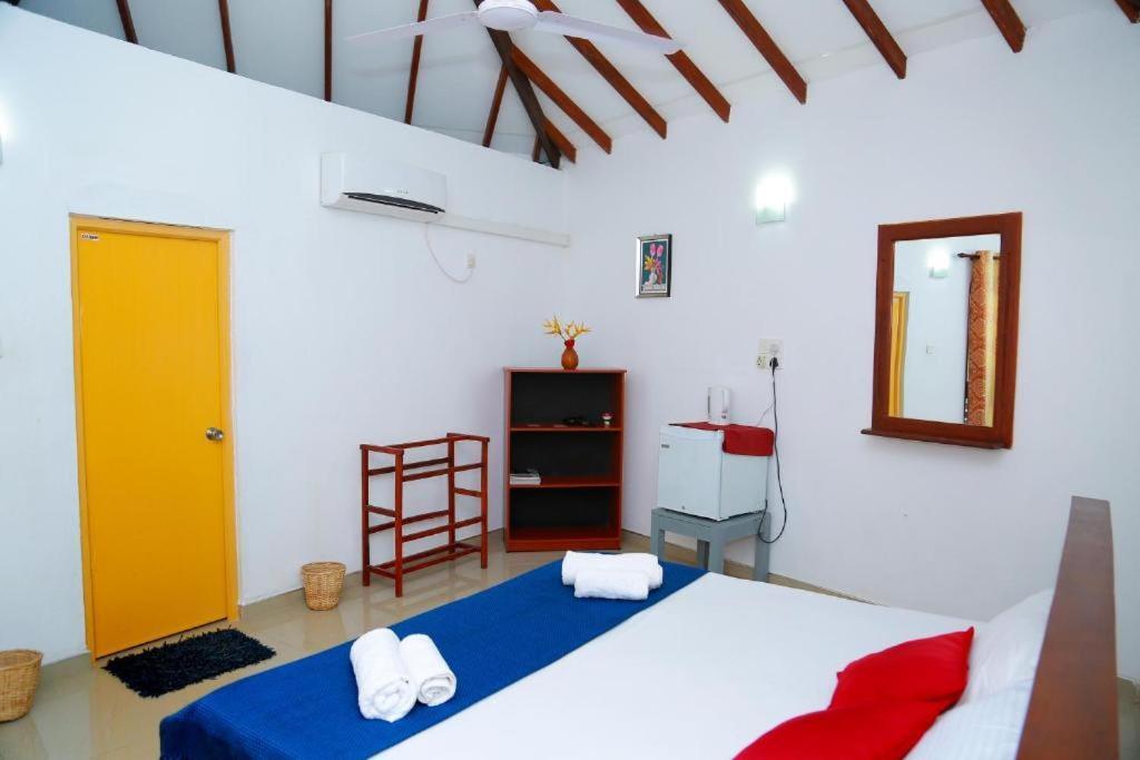 Blue Whale Lagoon Resort Ahangama Exteriér fotografie